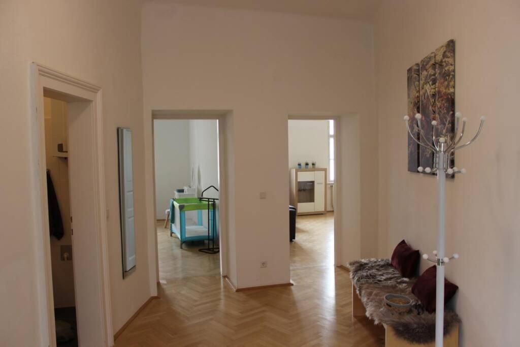 Wunderschone Altbauwohnung In Zentraler Lage Wien Exterior foto